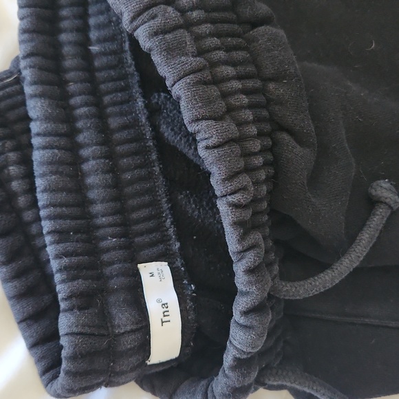 TNA  Black sweatpants  sz med. Womans - Picture 4 of 7